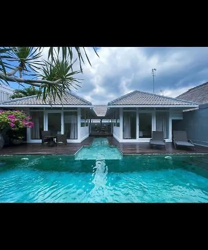 Giulia Villa Seminyak